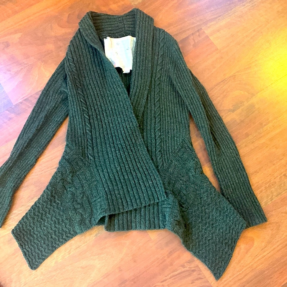 ANTHROPOLOGIE Green cardigan 90%/10% nylon wool sweater